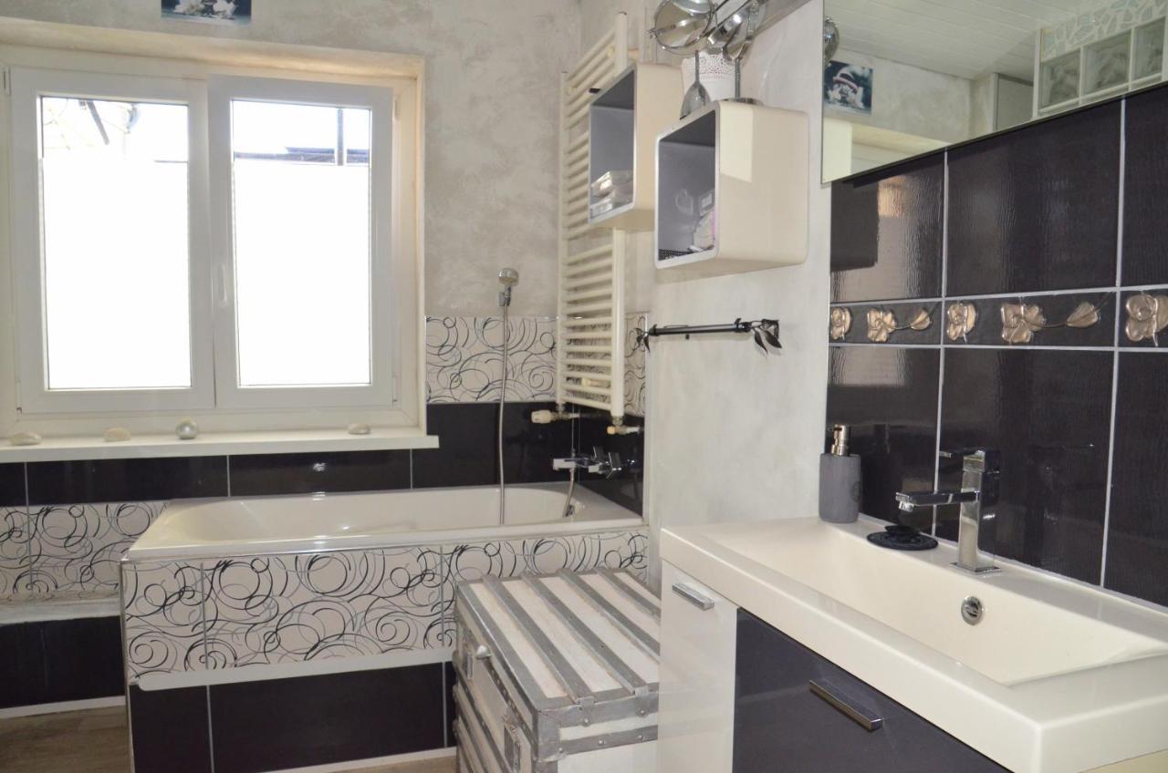 Готель Chambre Chez Nous Ferques Екстер'єр фото